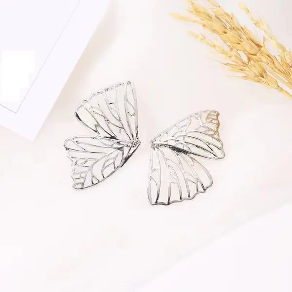 14k gold butterfly earrings