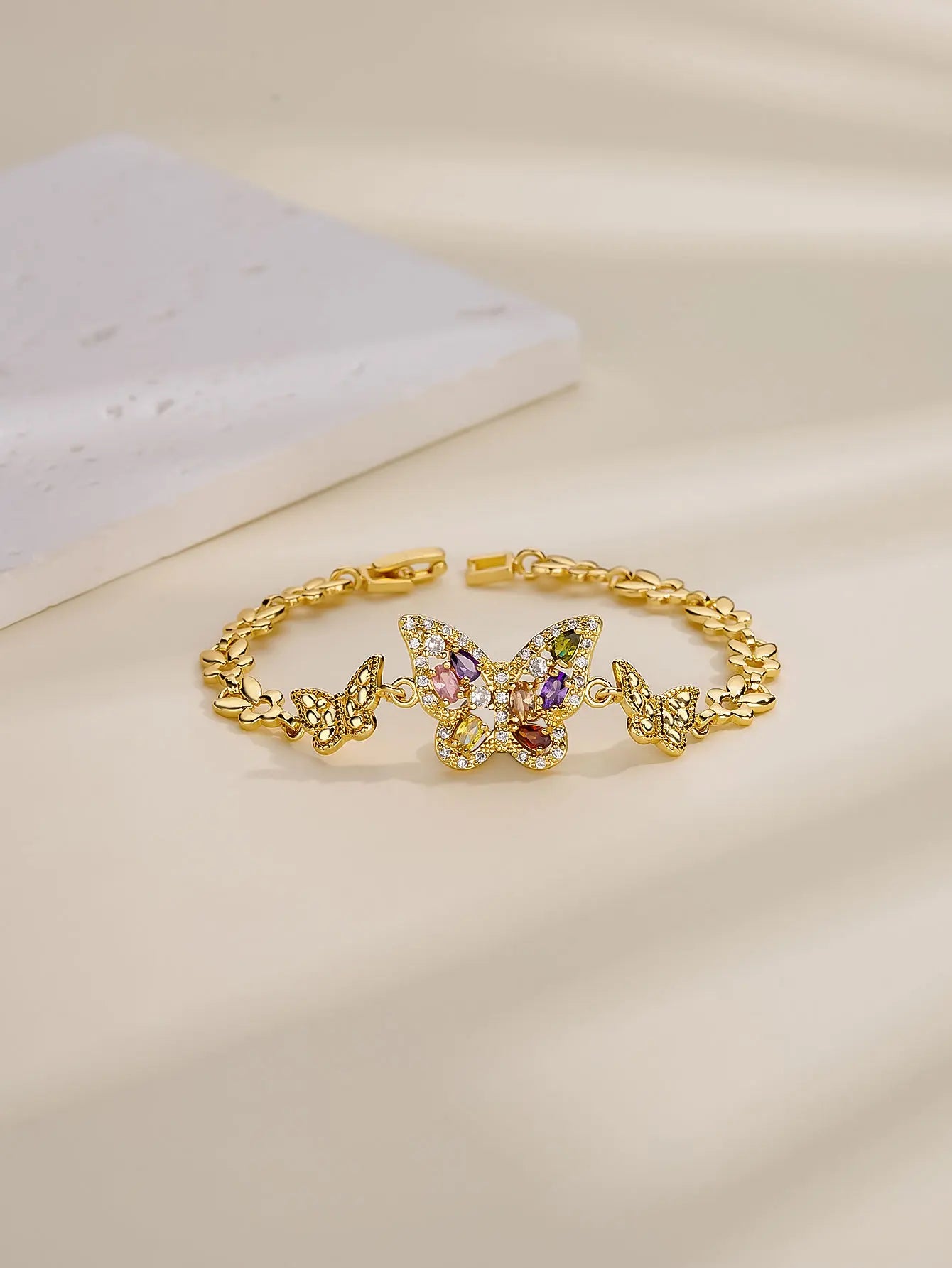 Butterfly bracelet gold